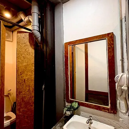 Cozy Bb Stay In Bangkok With Modern Comforts